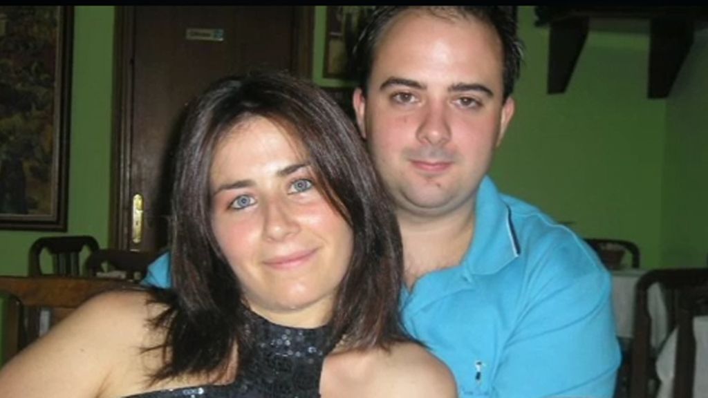 Mata a su mujer delante de sus hijas de 3 y 2 años con un cuchillo