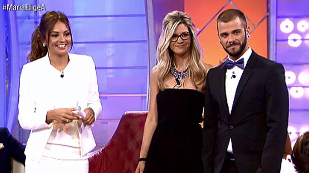 Ainhoa y Agustín, los hermanos de María, no se han querido perder la final
