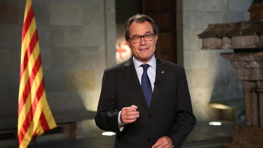 Mas pide a los catalanes que vayan a votar el 27S