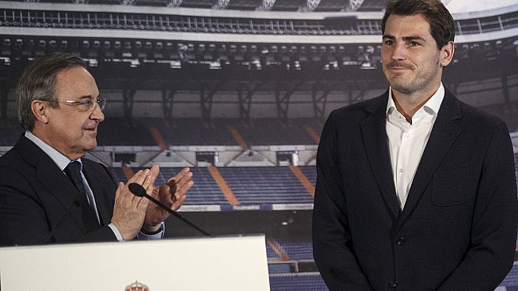 Florentino rectifica y defiende a Casillas de los pitos el día de su adiós al Real Madrid