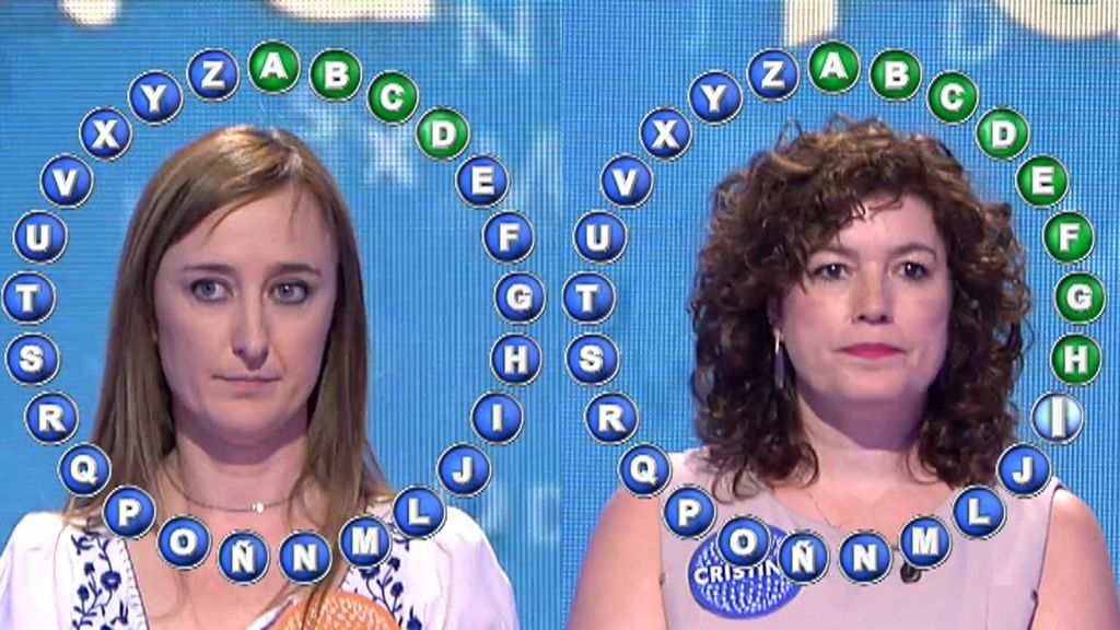 Aurora suda para no perder en el rosco con Cristina en la última palabra