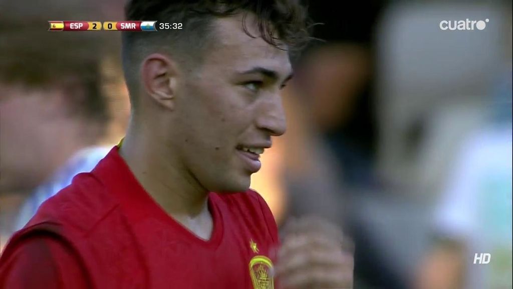 ¡Golazo de Munir! Hace el tercero para España tras un rechace de San Marino