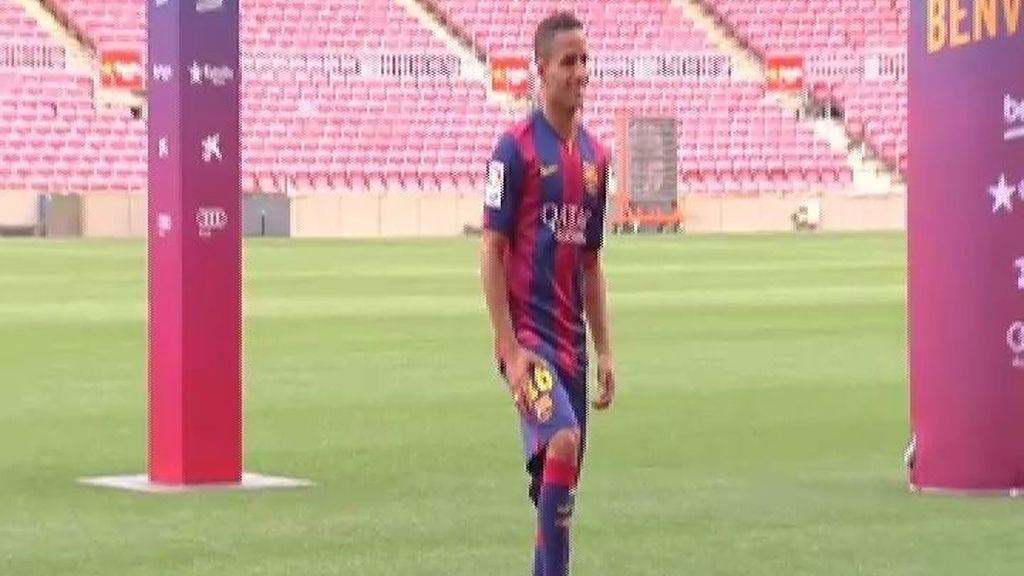 Douglas ya viste la camiseta del Barça