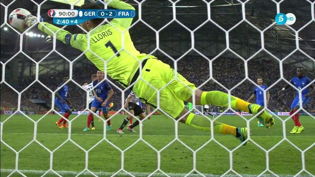 ¡Otro paradón de Lloris que evitó el 1-2 en el marcador! Kimmich lo intentó de cabeza