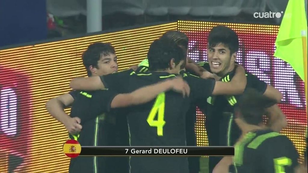 ¡Deulofeu aprovecha un error monumental del portero y marca el tercer gol de España!