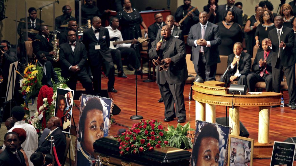 Despedida emotiva en el funeral de Michael Brown en Saint Louis