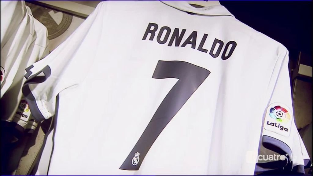 Locura en la tienda del Bernabéu por la nueva camiseta del Real Madrid