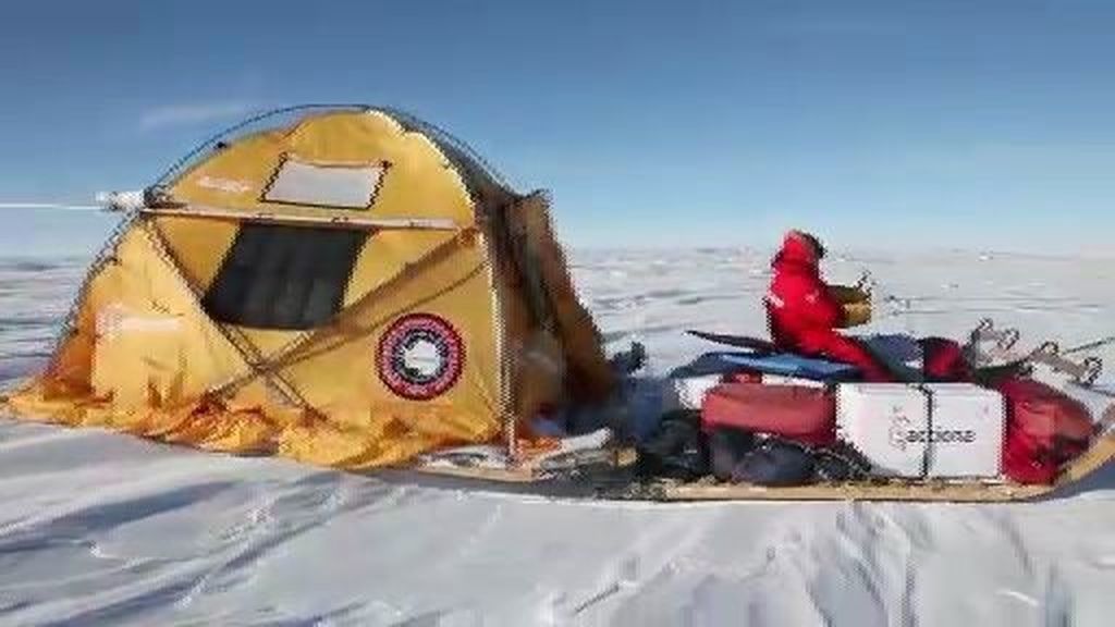 Navegando por Groenlandia movidos sólo por el viento