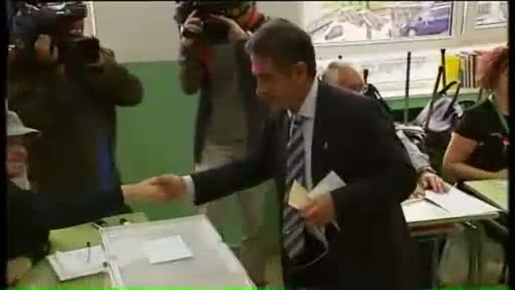 Revilla vota en El Astillero