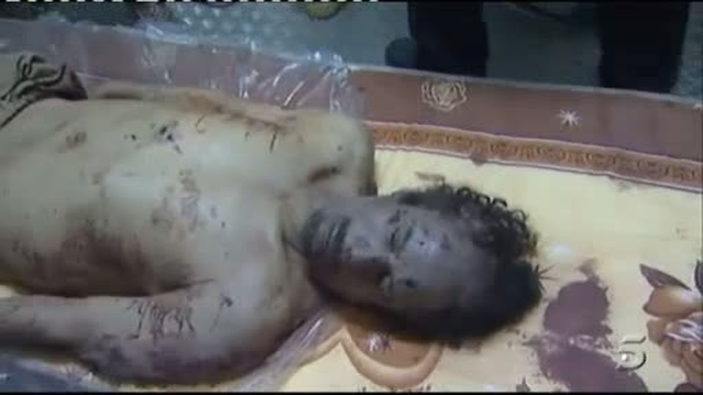 No se hará autopsia a Gadafi