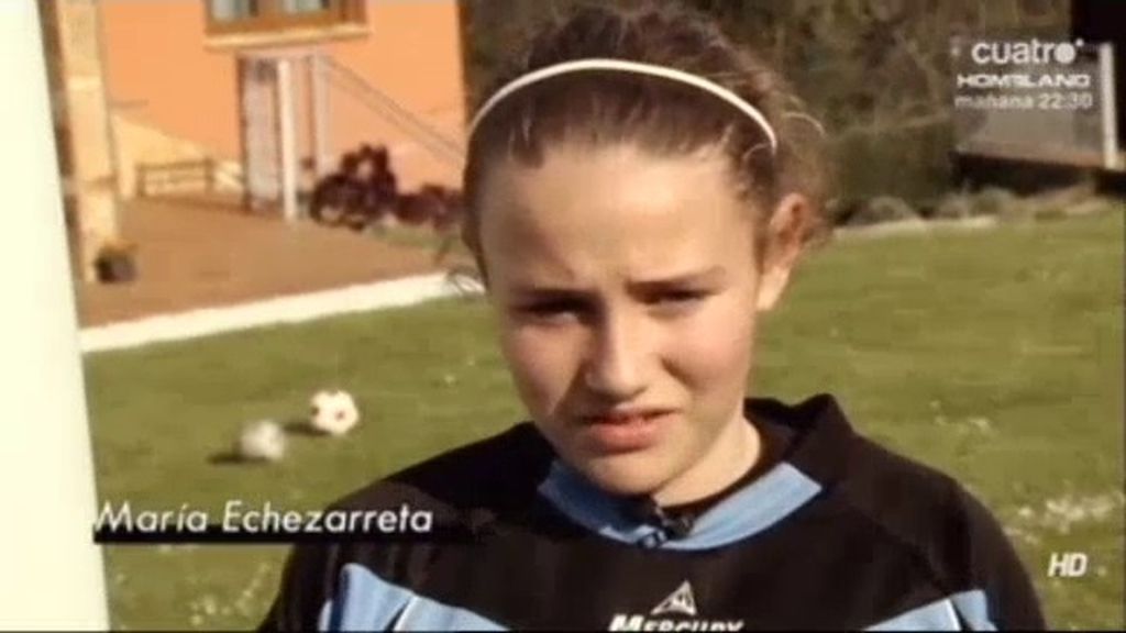 María Echezarreta, la niña de Avilés que sueña con ser 'portero profesional'