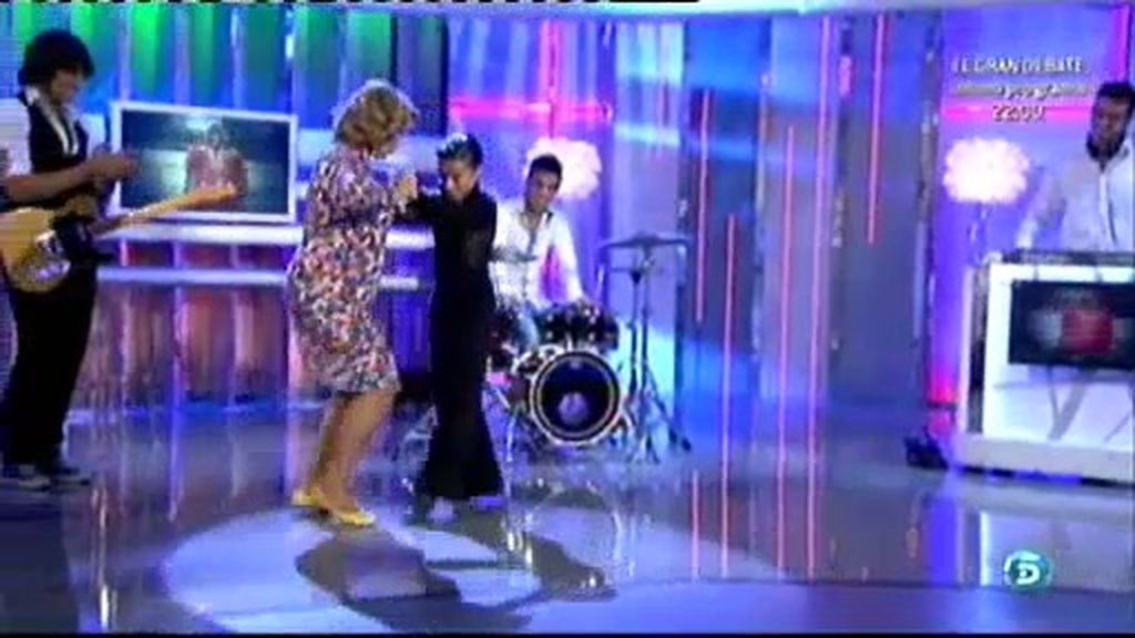 Mª Teresa Campos también se atreve con la salsa