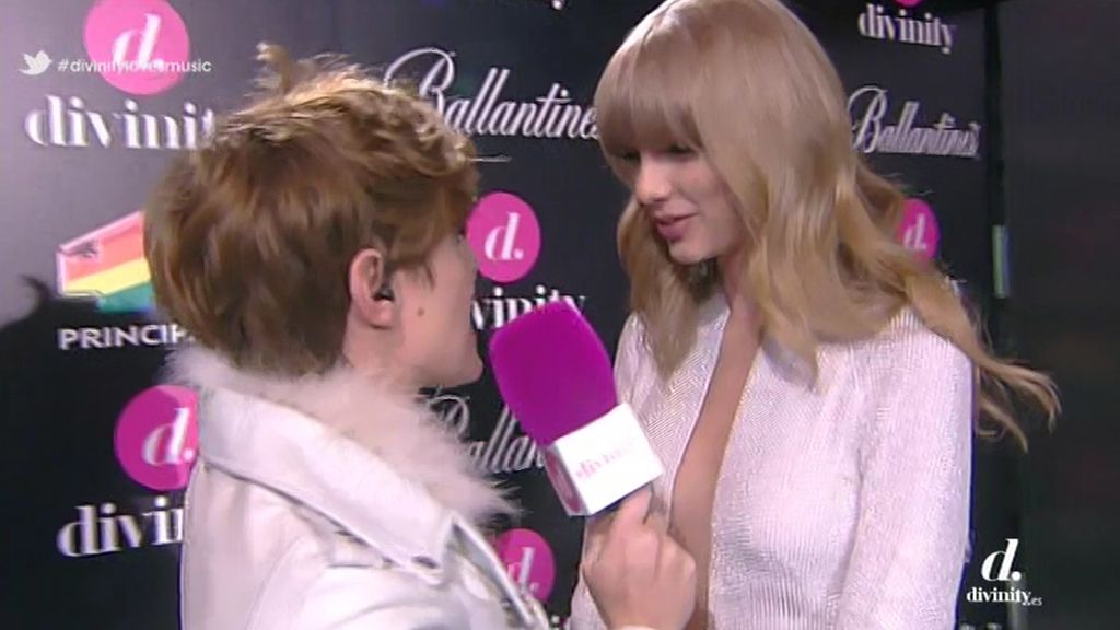 Taylor Swift saluda a la audiencia de Divinity: “Gracias por estar ahí”