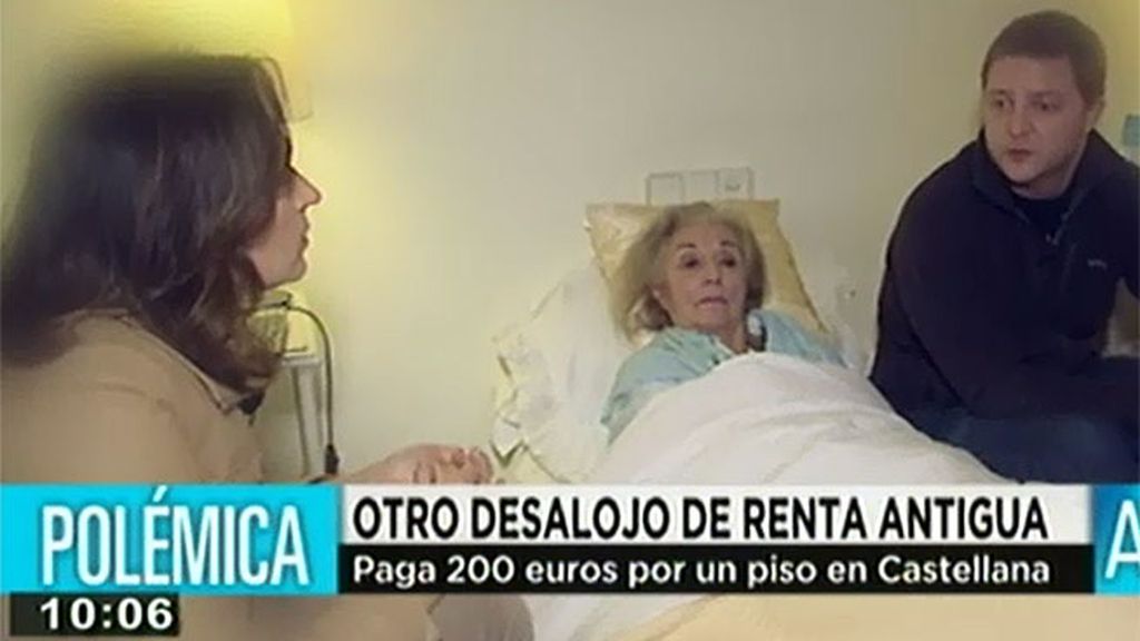 Mónica está al corriente de todos los pagos pero quieren desahuciarla