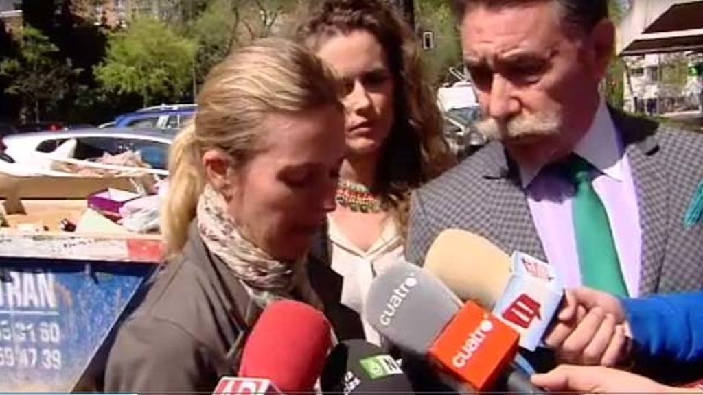 Elena pierde la custodia de sus hijos