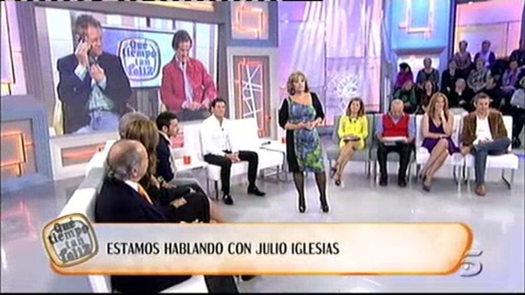 María Teresa habla con Julio Iglesias
