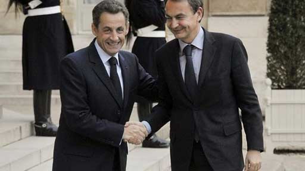 Sarkozy elogia a Zapatero