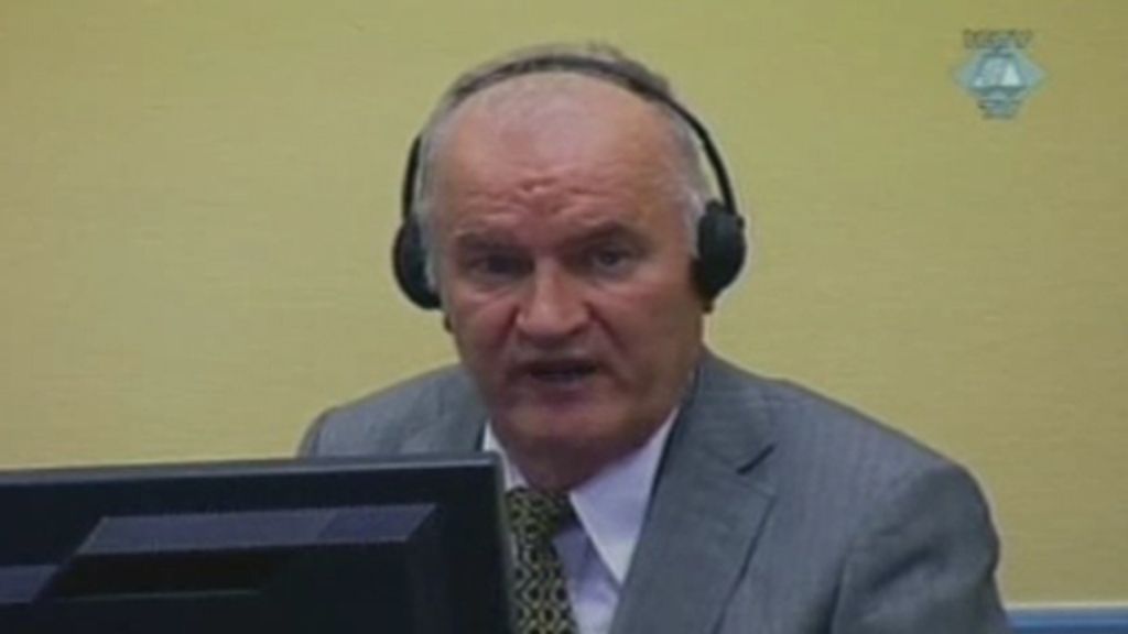 Mladic, expulsado de su juicio