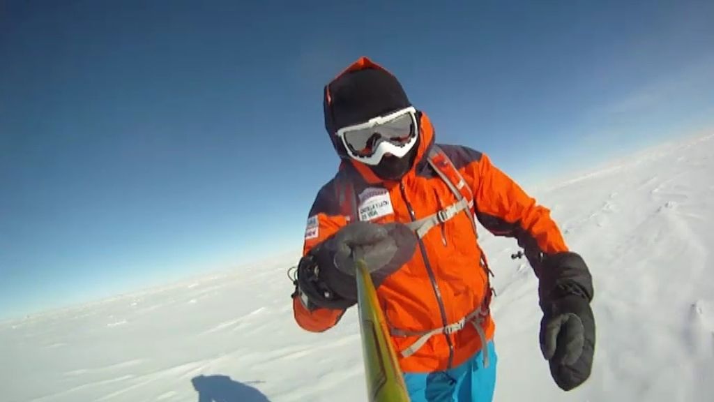 Jesús Calleja corre media maratón en el Polo Sur