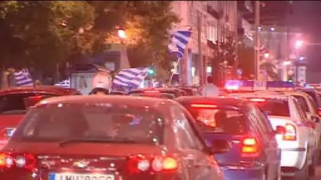 El fútbol, un bálsamo para la situación griega