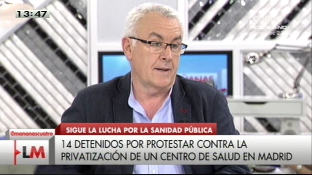 Cayo Lara: “El pacto  entre el PP y el PSOE es como un sidecar”