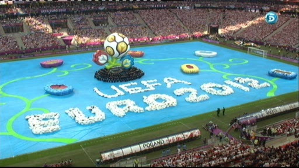 La ceremonia inaugural de la UEFA Euro 2012™