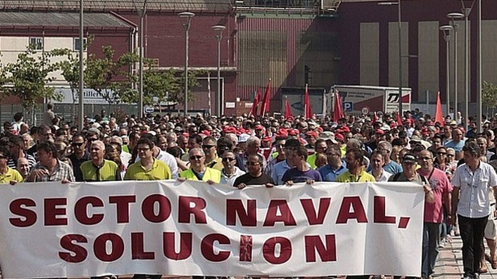 Los trabajadores de La Naval de Sestao se encierran en defensa del sector