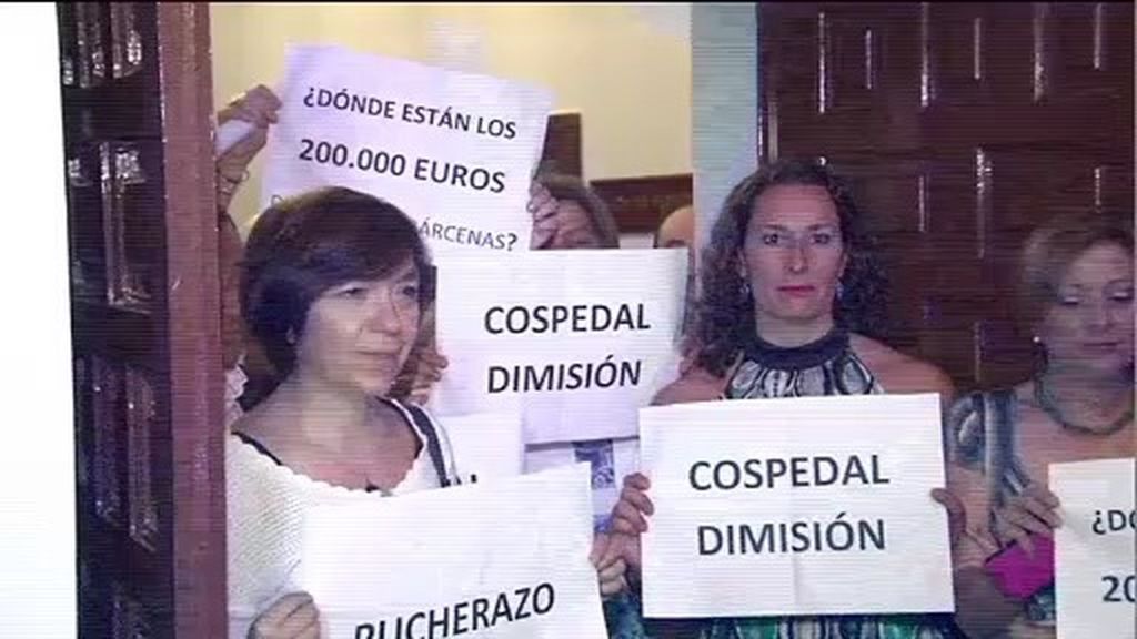 El 'caso Bárcenas' se cuela en el Parlamento de Castilla-La Mancha