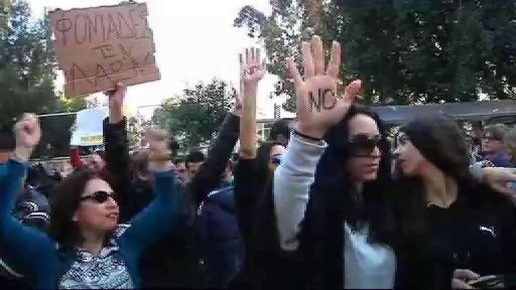 Corralito en Chipre: Bancos cerrados hasta el jueves