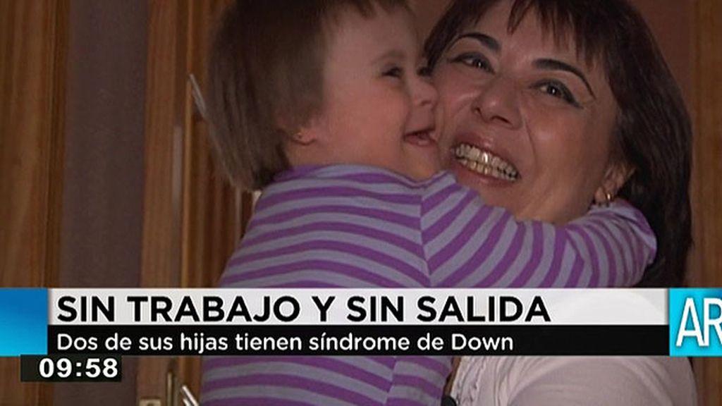 Maria Ángeles, en paro y con tres hijos, dos de ellos con síndrome de down