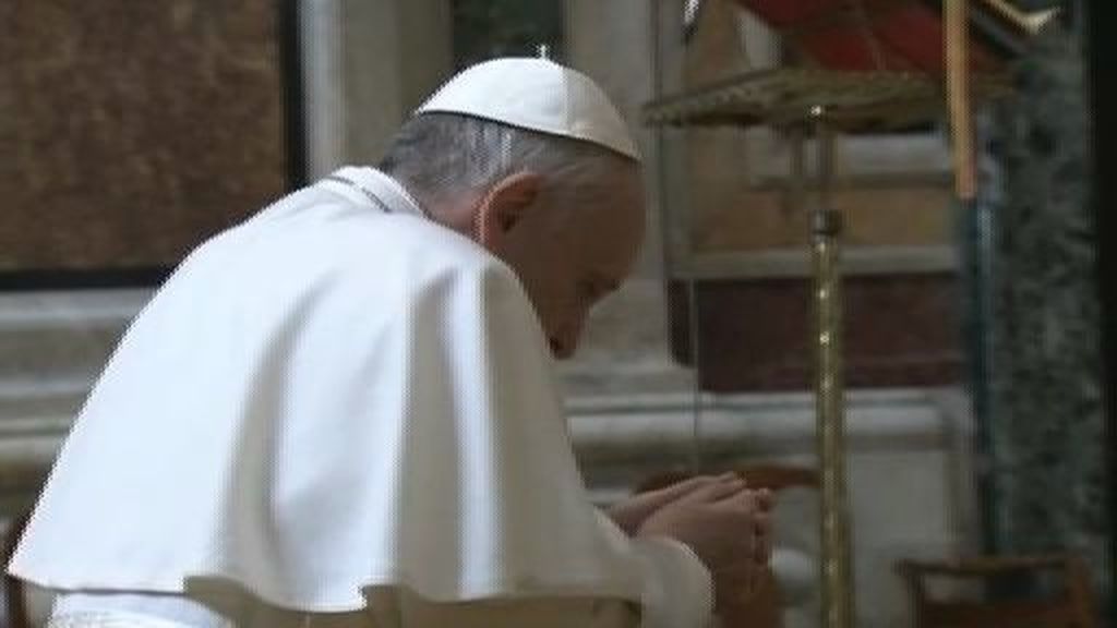 El Papa Francisco comienza su pontificado rezando ante la patrona de Roma