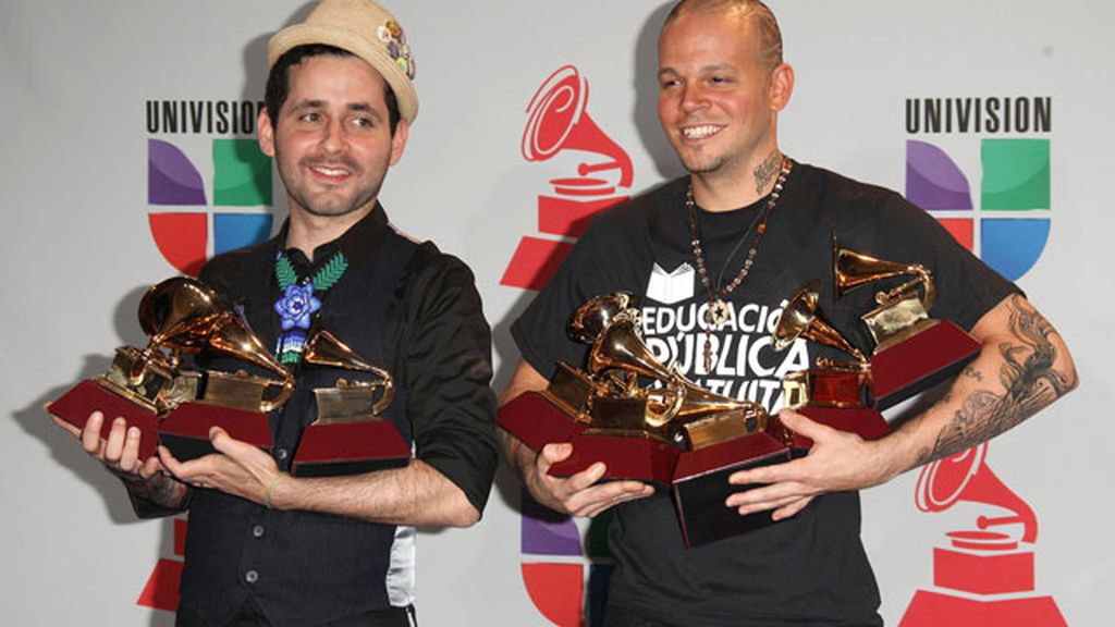Calle 13 arrasa en los Grammy Latinos