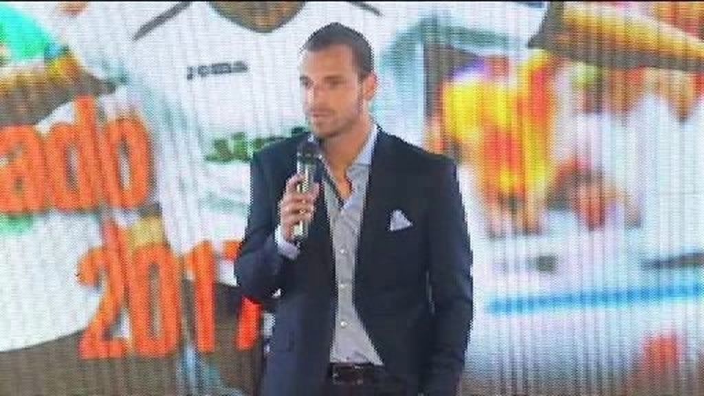 Soldado: "Si Negredo o Llorente prefiere cambiarme el sitio, yo se lo cambio" Soldado: "Si Negredo o Llorente prefiere cambiarme el sitio, yo se lo cambio"