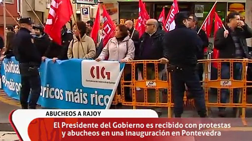 Mariano Rajoy, recibido entre abucheos