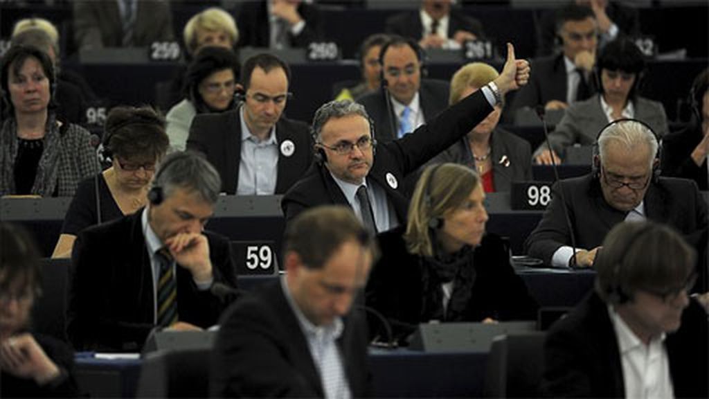 Eurodiputados,en pie de guerra
