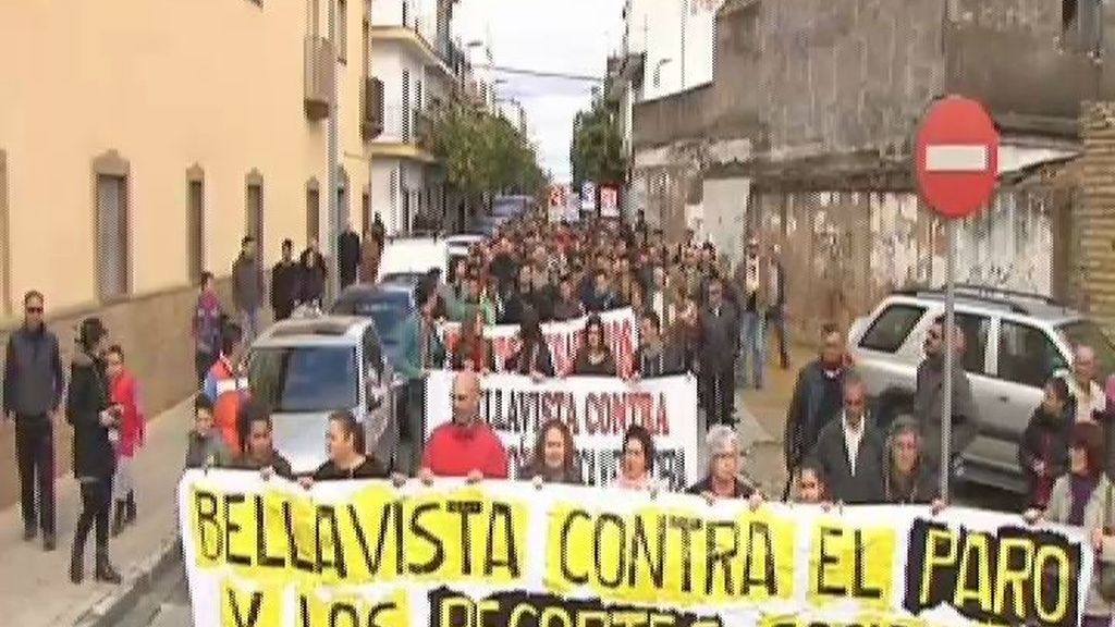 Los sevillanos se manifiestan contra los recortes