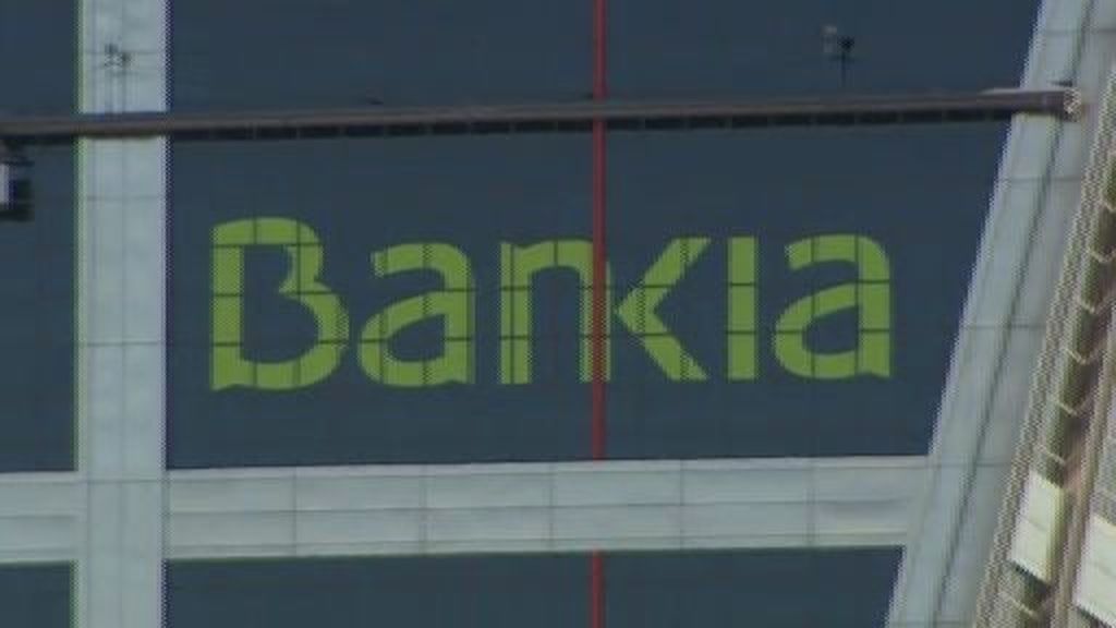 Santander y Bankia negocian el despido de 9.000 trabajadores