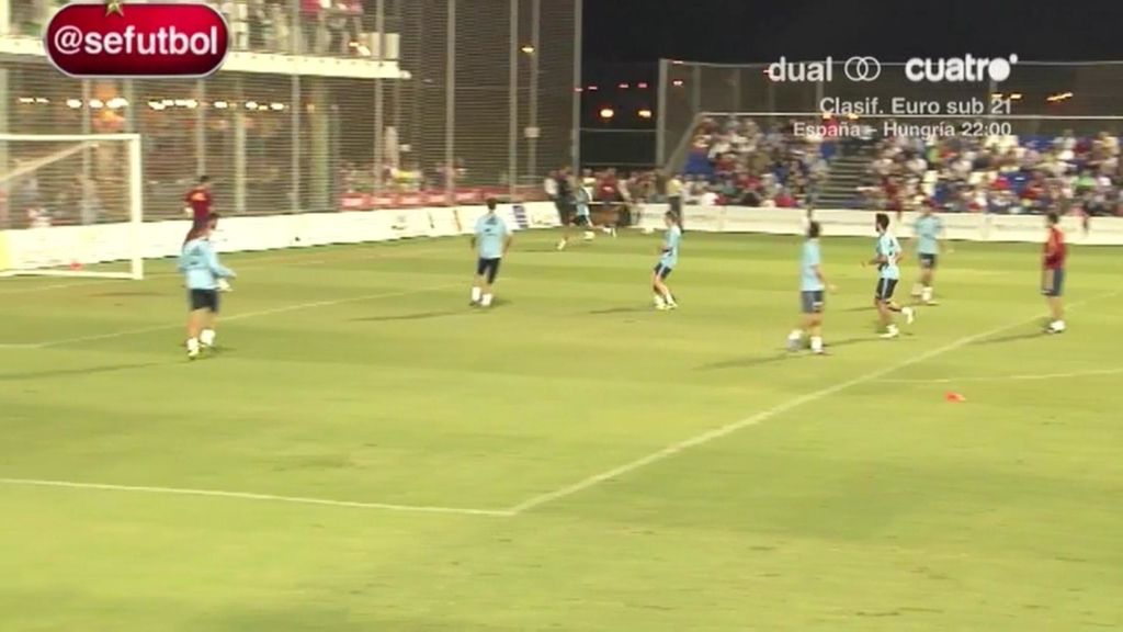 Dos golazos de Álvaro Morata en el entrenamiento de la sub-21 en Cartagena