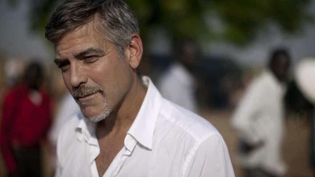 George Clooney tiene Malaria