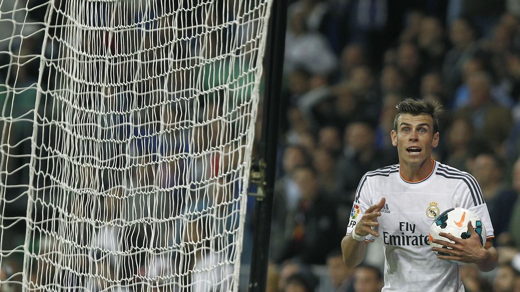 ¿Quién debe salir del equipo para que entre Gareth Bale ante el Barça?