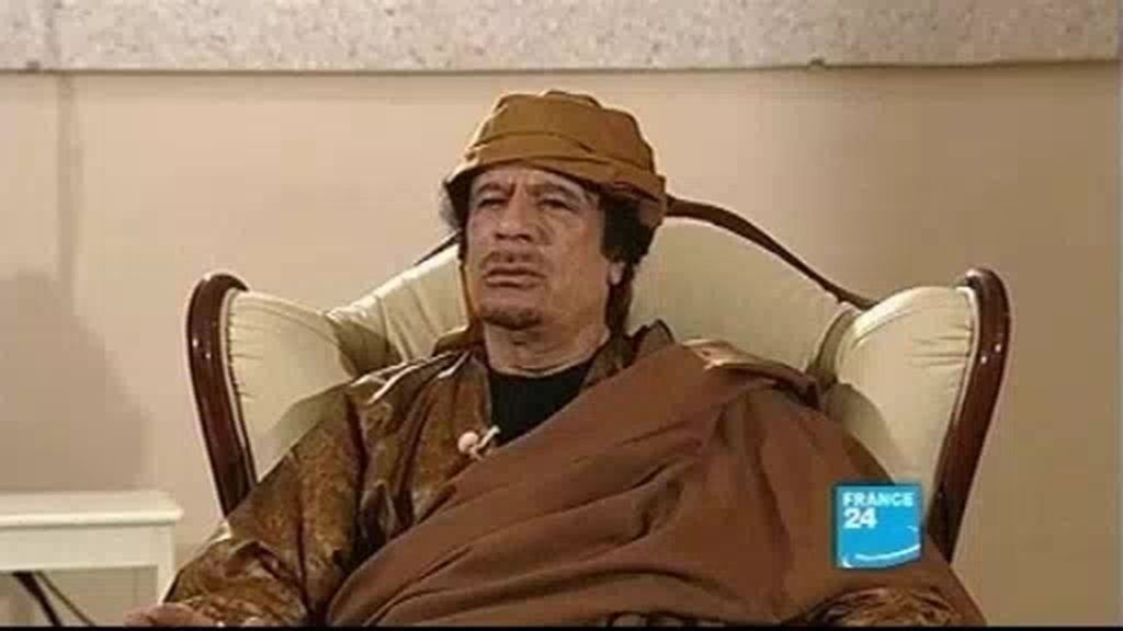 Gadafi amenaza