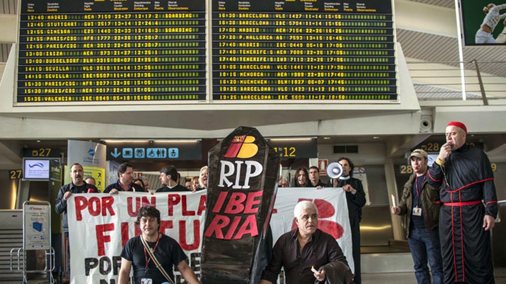 250 vuelos cancelados en la cuarta jornada de huelga en Iberia