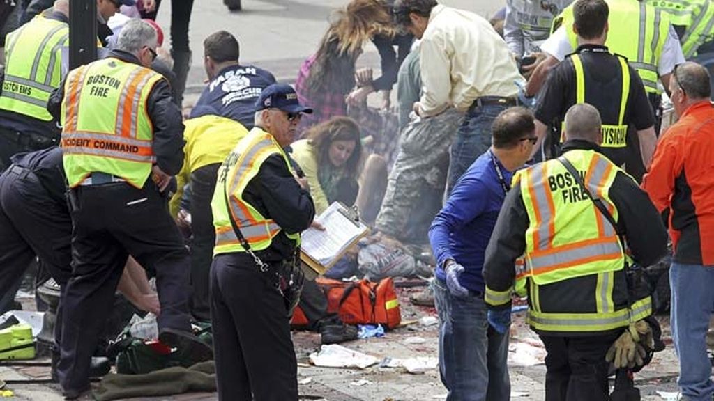 Tres muertos y un centenar de heridos en un atentado en Boston