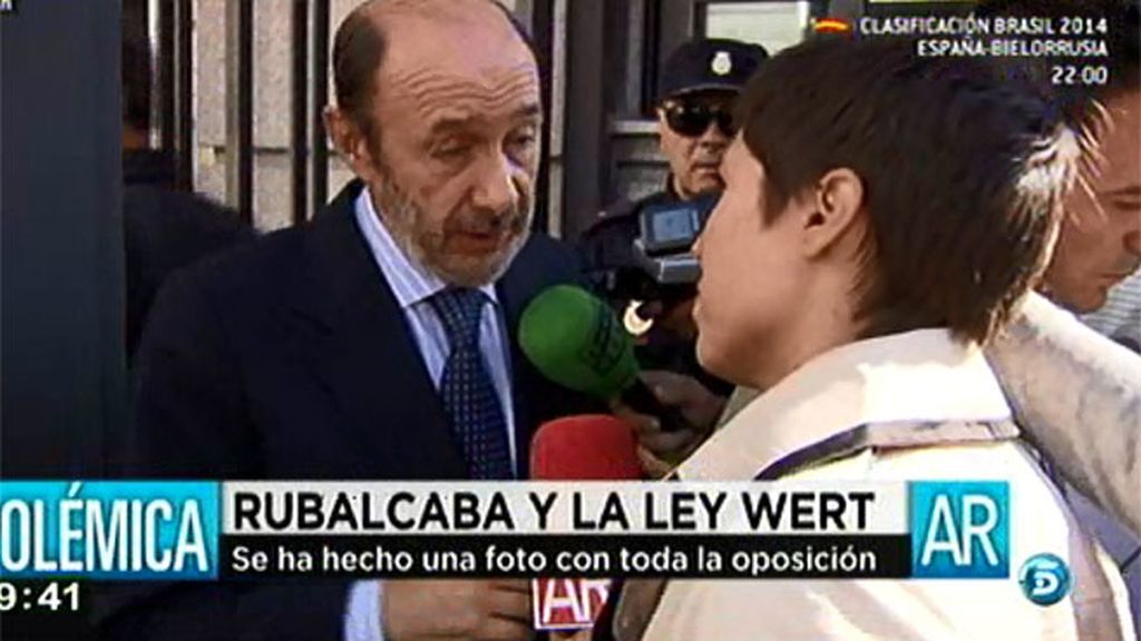 Rubalcaba: "Esta ley de educación sólo tiene el apoyo del PP y la LOE tiene el de todos los partidos"