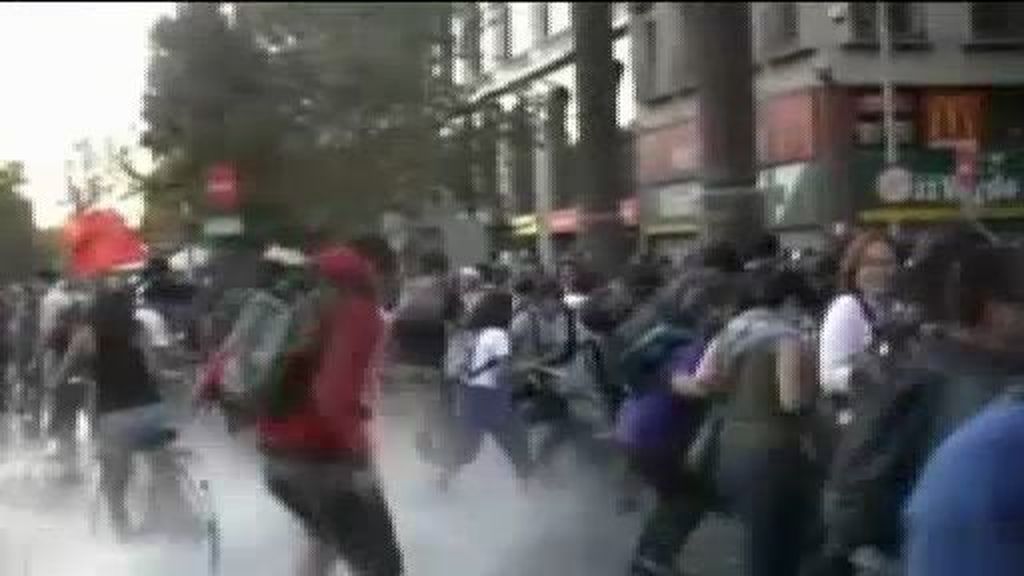 Batalla campal en Chile entre manifestantes y policías
