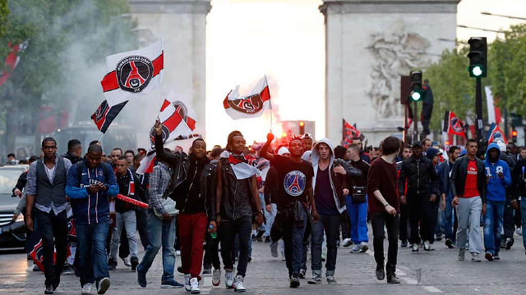 Violentos disturbios en París durante las celebraciones del PSG