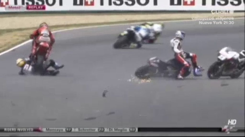 Brutal accidente en Moto2