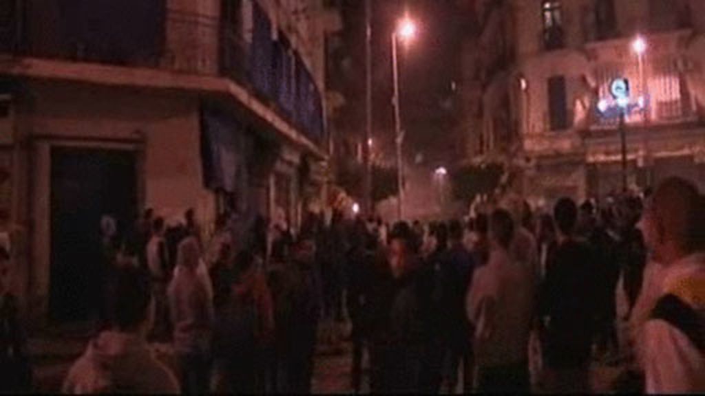 Graves disturbios en Argelia