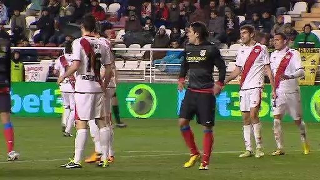 El Atlético se estanca ante el Rayo (2-1)