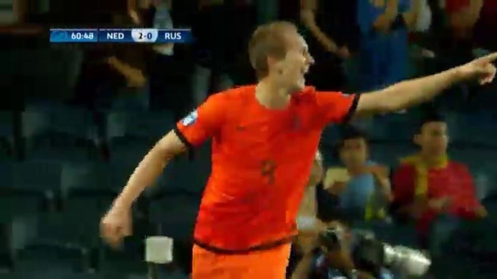 Gol: Holanda 2-0 Rusia (min.61)